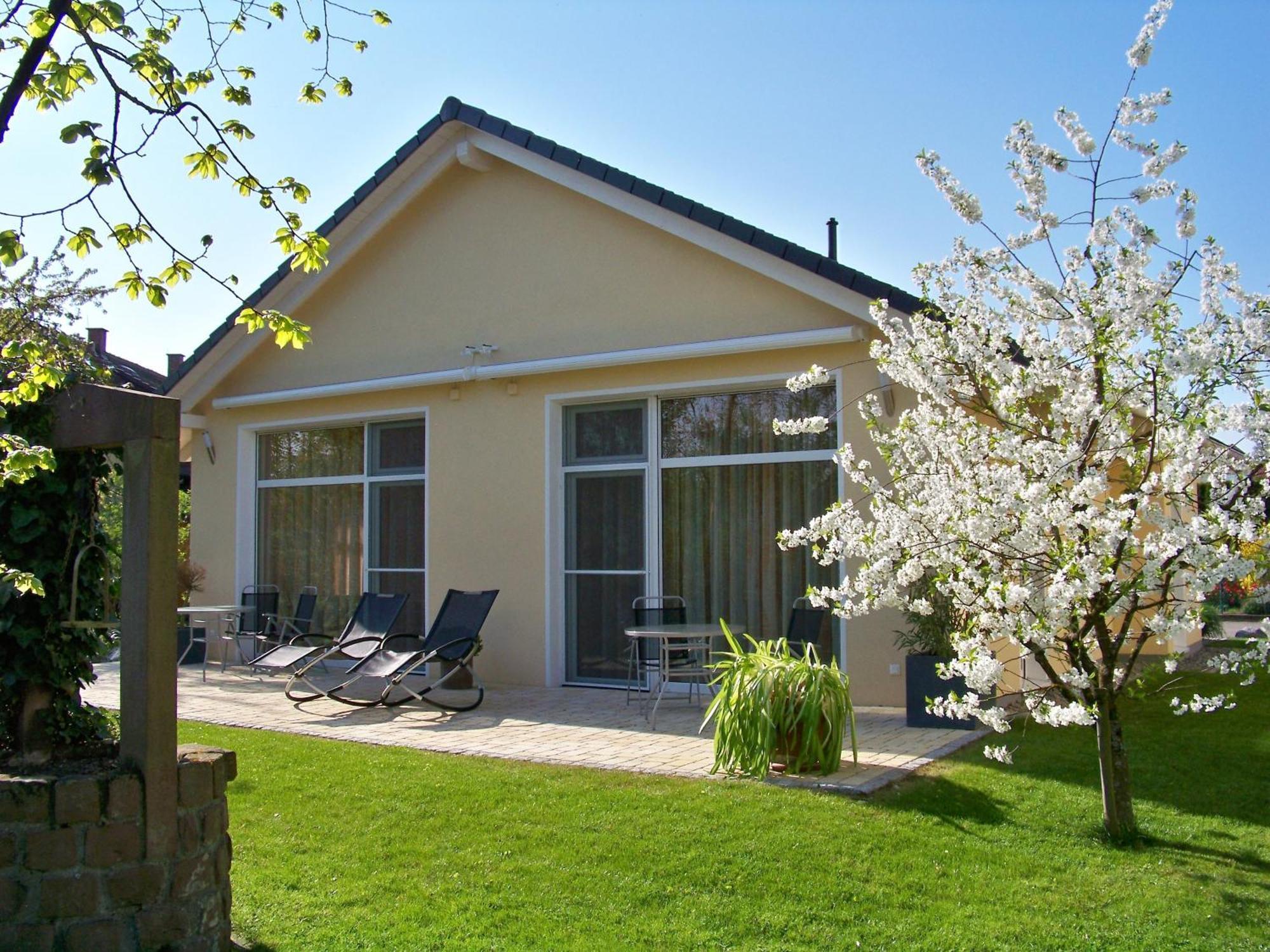 Badische Landoase Aparthotel Kehl Exterior photo